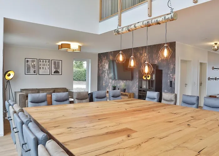 Villa Heidetraum, 20 Gaeste, Sauna, Pool